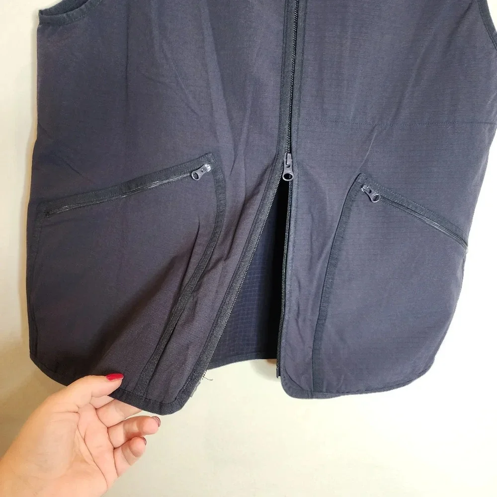 NWT J. Crew Stretch Tech Navy Blue Zip Vest  Men's‎ Size Medium
